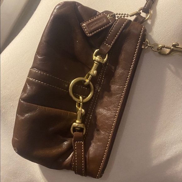 Vtg. Coach Ergo Hampton Studded Belted Leather Hobo Wristlet — Brown - Picture 2 of 11